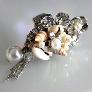 Beach Theme Stretch Ring 7-10 - 3.5" L x 1 1/4" W